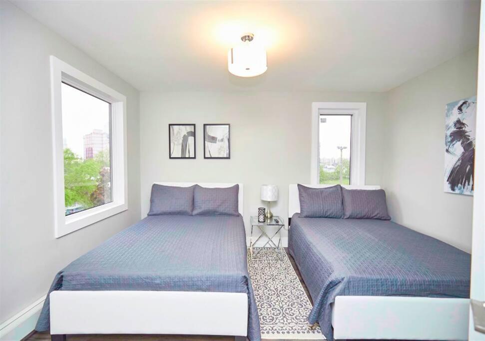 Luxury Boutique 2Bedroom Condo 2A Niagara Falls Luaran gambar